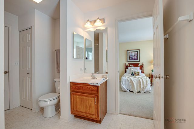 325 CEDAR RIDGE Drive, Lake Villa, IL 60046