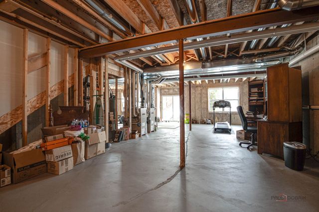 325 CEDAR RIDGE Drive, Lake Villa, IL 60046