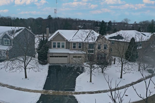 325 CEDAR RIDGE Drive, Lake Villa, IL 60046