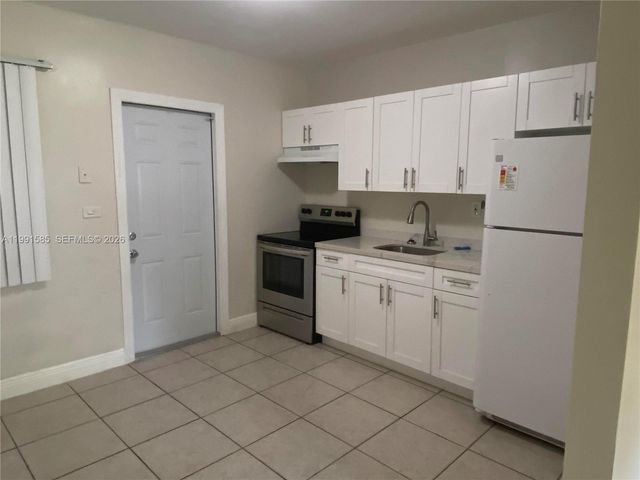 5835 NW 37th St 5835, Virginia Gardens, FL 33166