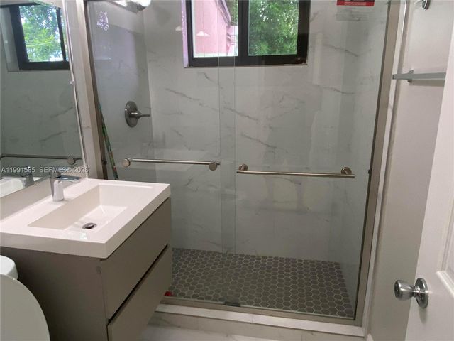 5835 NW 37th St 5835, Virginia Gardens, FL 33166