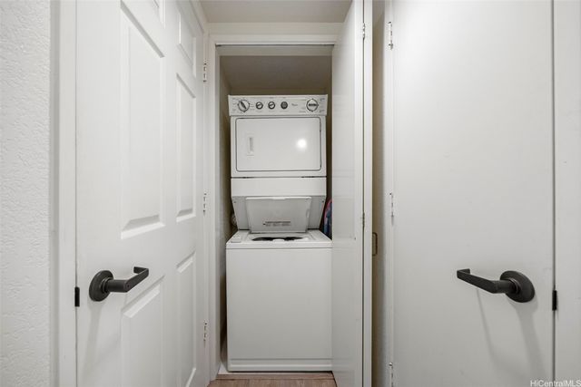 1080 Ala Napunani Street 216, Honolulu, HI 96818