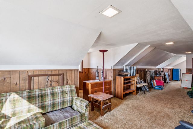 3811 E 29th Street, Des Moines, IA 50317