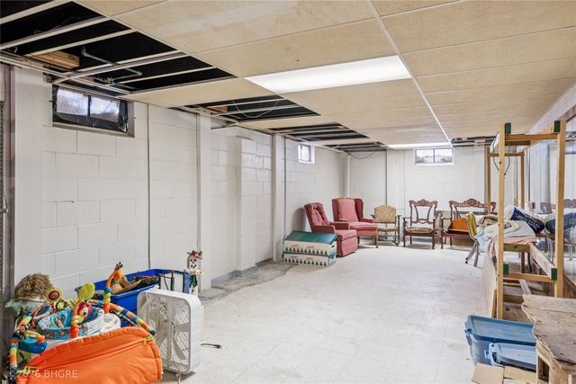 3811 E 29th Street, Des Moines, IA 50317