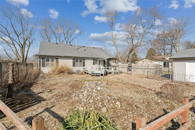 3811 E 29th Street, Des Moines, IA 50317