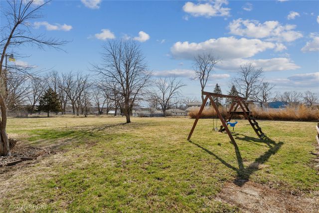 3811 E 29th Street, Des Moines, IA 50317