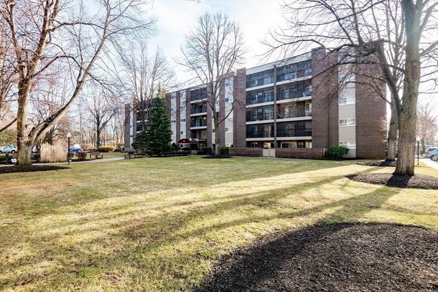 66 Main Street 15A, Stoneham, MA 02180