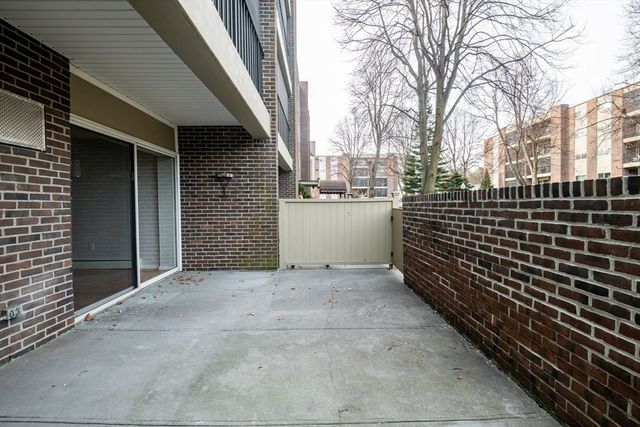 66 Main Street 15A, Stoneham, MA 02180