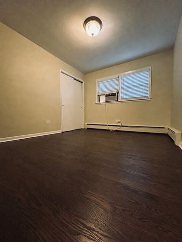 6345 W Raven Street 2, Chicago, IL 60646
