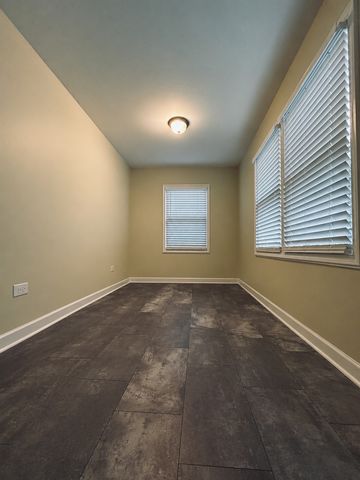 6345 W Raven Street 2, Chicago, IL 60646