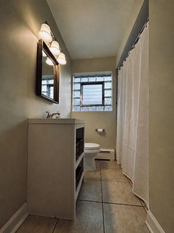 6345 W Raven Street 2, Chicago, IL 60646