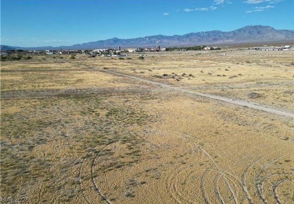 1480 East Geronimo Street, Pahrump, NV 89048