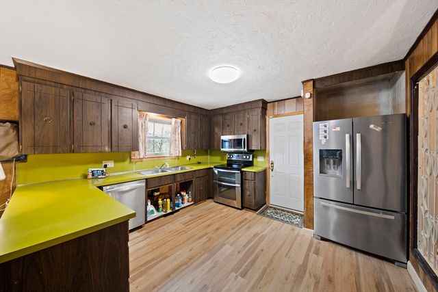 298 Lisle Street, Braintree, MA 02184