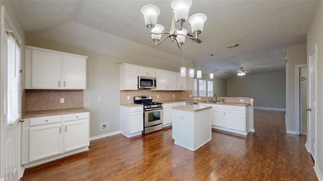 2415 Montana Blue Drive, Spring, TX 77373