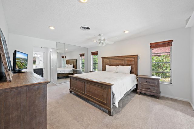 8422 SE Royal Street, Hobe Sound, FL 33455