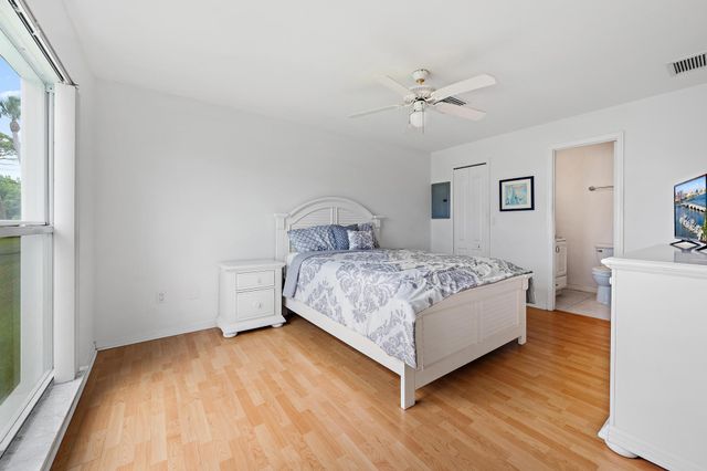 8422 SE Royal Street, Hobe Sound, FL 33455