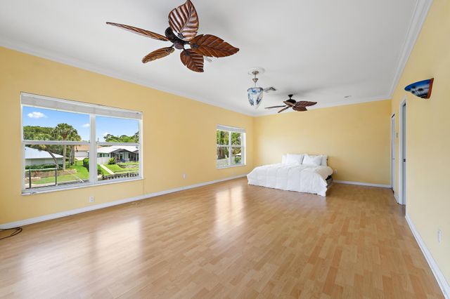 8422 SE Royal Street, Hobe Sound, FL 33455