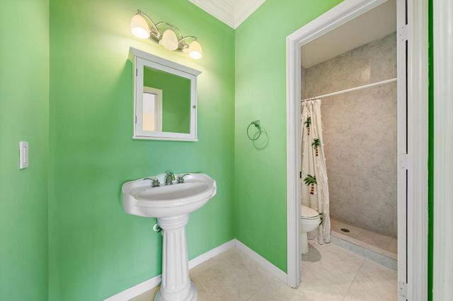 8422 SE Royal Street, Hobe Sound, FL 33455