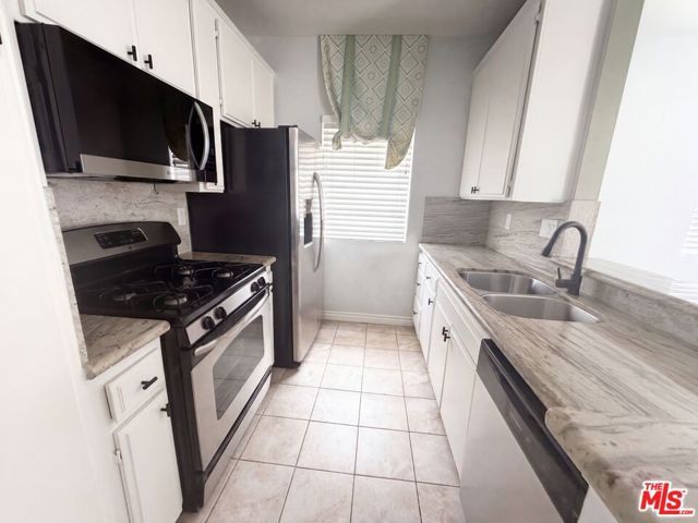 68 Maegan Place 4, Thousand Oaks, CA 91362