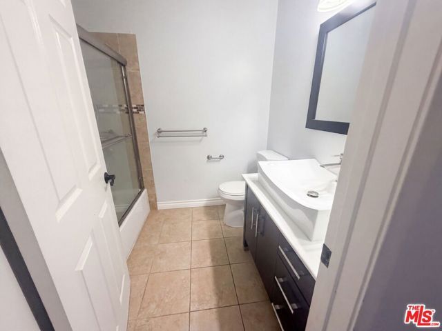 68 Maegan Place 4, Thousand Oaks, CA 91362