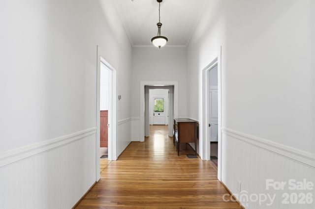 463 W Center Avenue, Mooresville, NC 28115