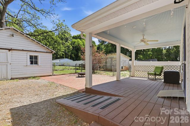 463 W Center Avenue, Mooresville, NC 28115