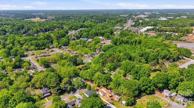 463 W Center Avenue, Mooresville, NC 28115