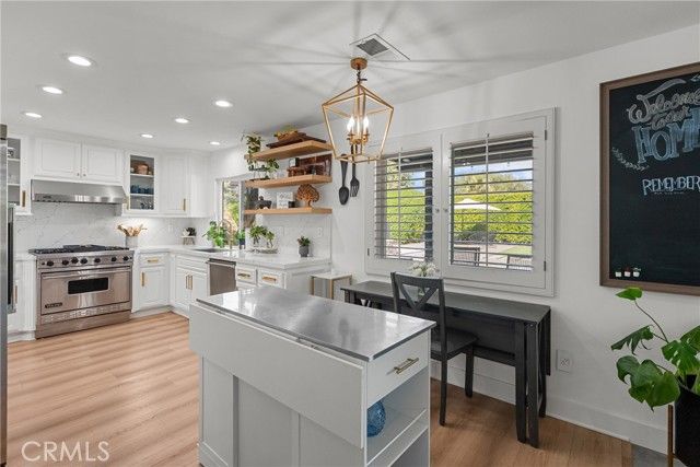 2704 Lemon Dr, Simi Valley, CA 93063