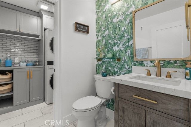 2704 Lemon Dr, Simi Valley, CA 93063