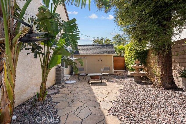 2704 Lemon Dr, Simi Valley, CA 93063