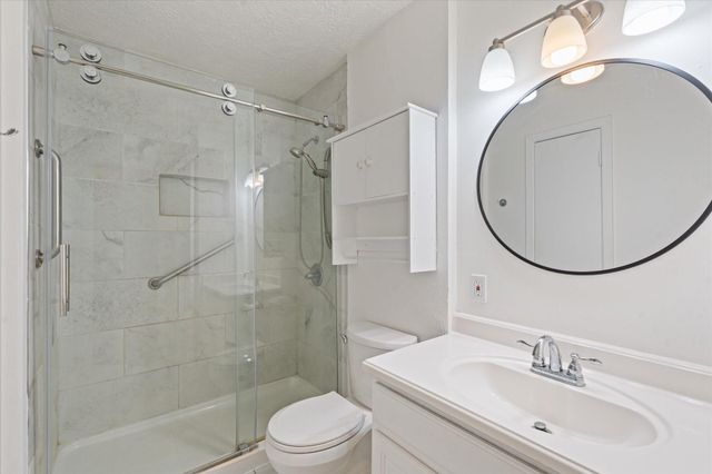 110 Dozent Lane, Baytown, TX 77521