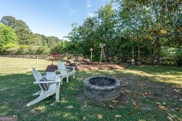 185 N Hampton Drive, Fayetteville, GA 30215