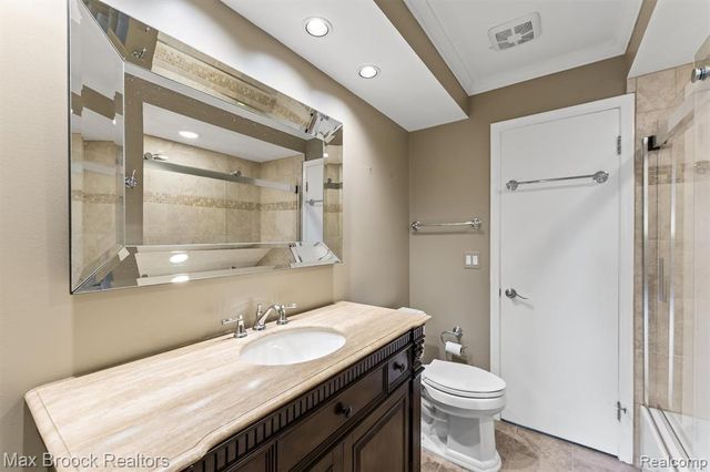 42266 Woodward Avenue A 1, Bloomfield Hills, MI 48304
