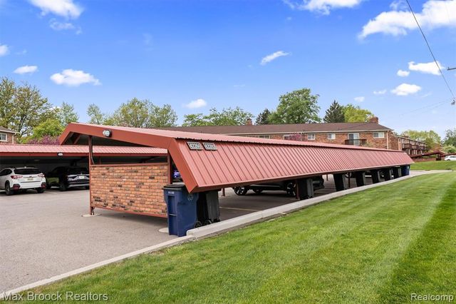 42266 Woodward Avenue A 1, Bloomfield Hills, MI 48304