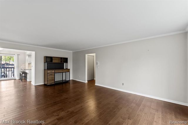 42266 Woodward Avenue A 1, Bloomfield Hills, MI 48304
