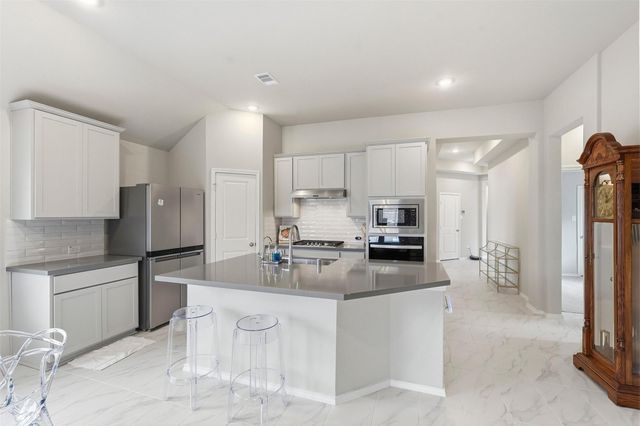 10526 Cabot Trail, Iowa Colony, TX 77583