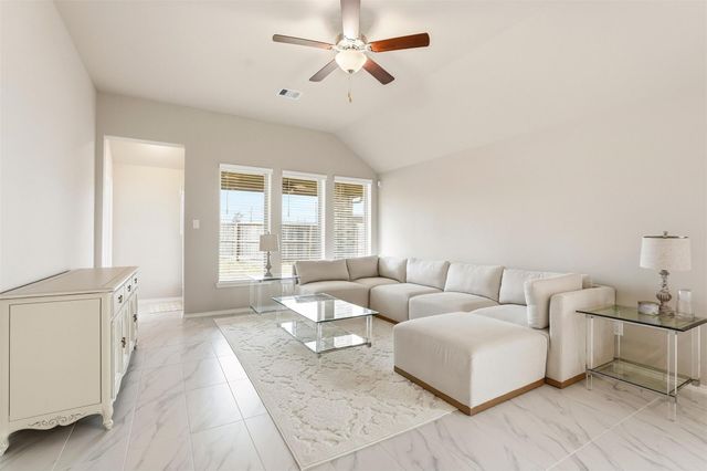 10526 Cabot Trail, Iowa Colony, TX 77583