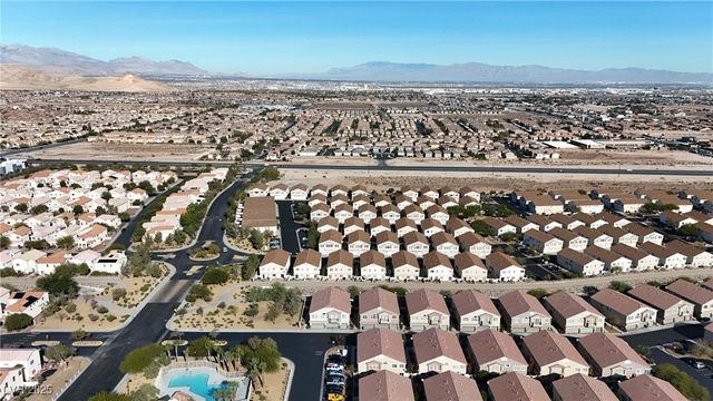 8817 Tom Noon Avenue 103, Las Vegas, NV 89178