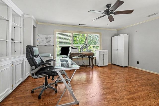 1033 Spalding Club Court, Atlanta, GA 30338