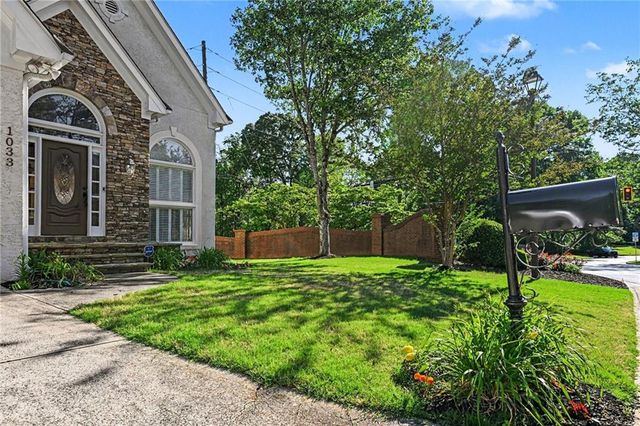 1033 Spalding Club Court, Atlanta, GA 30338