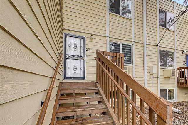 9340 W 49th Avenue 205, Wheat Ridge, CO 80033