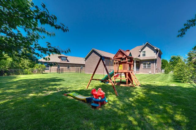 1241 Plumeria Pl, Nolensville, TN 37135