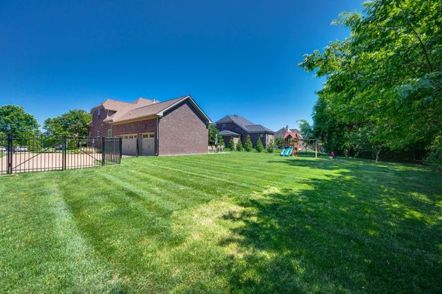 1241 Plumeria Pl, Nolensville, TN 37135