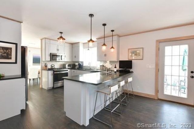 23 Painter Hill Road, Roxbury, CT 06783