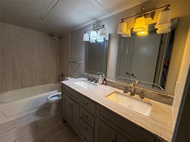2626 Holly Hall Street 102, Houston, TX 77054