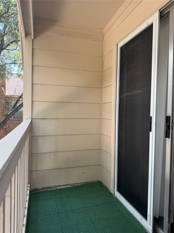 2626 Holly Hall Street 102, Houston, TX 77054