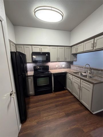 2626 Holly Hall Street 102, Houston, TX 77054