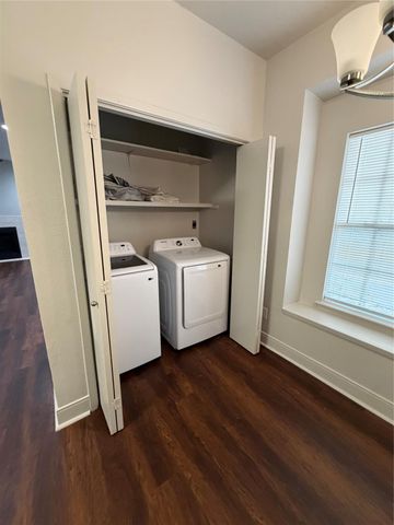 2626 Holly Hall Street 102, Houston, TX 77054