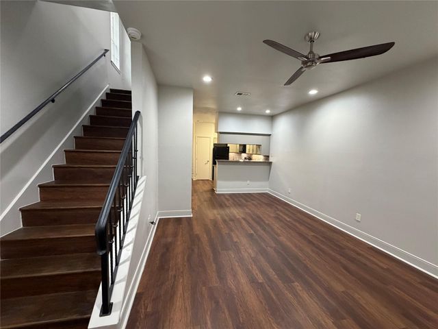 2626 Holly Hall Street 102, Houston, TX 77054