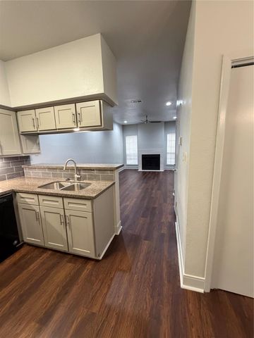 2626 Holly Hall Street 102, Houston, TX 77054